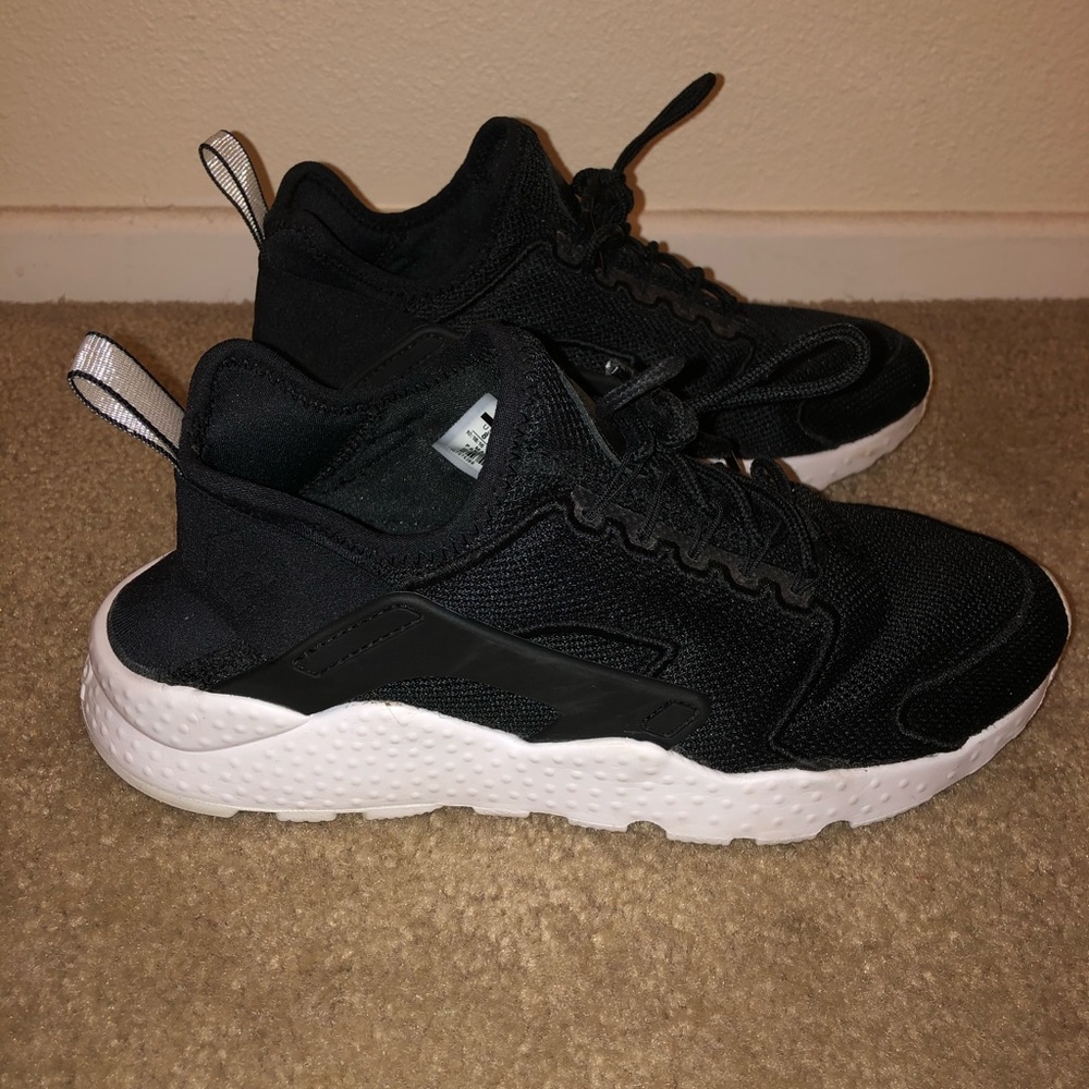 Women’s Nike huarache
